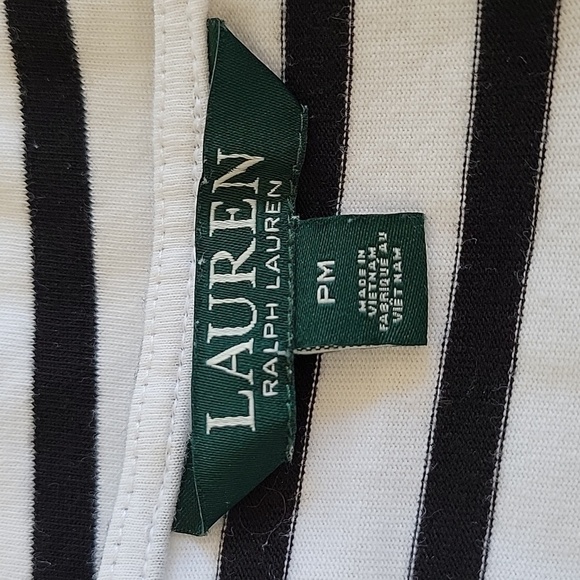 Lauren by Ralph Lauren petite medium flowy crop top with peekaboo shoulders - Picture 4 of 5